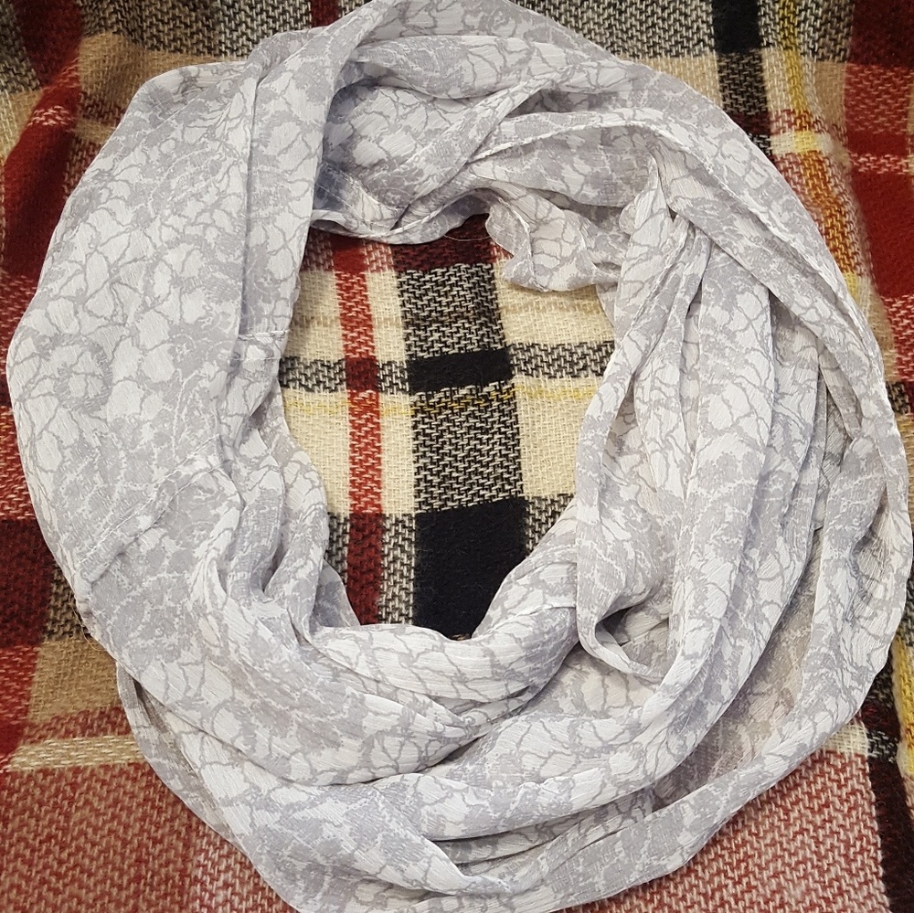 Maurices Gray Floral Infinity Scaft